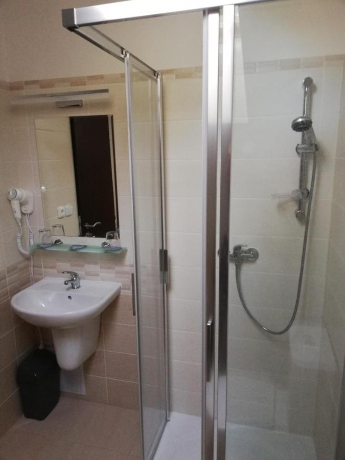 Penzion A Wellness - Jilan, Naves Svobody 39, Olomouc Dış mekan fotoğraf